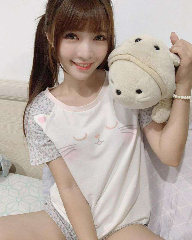 澡堂里的少妇（最新）